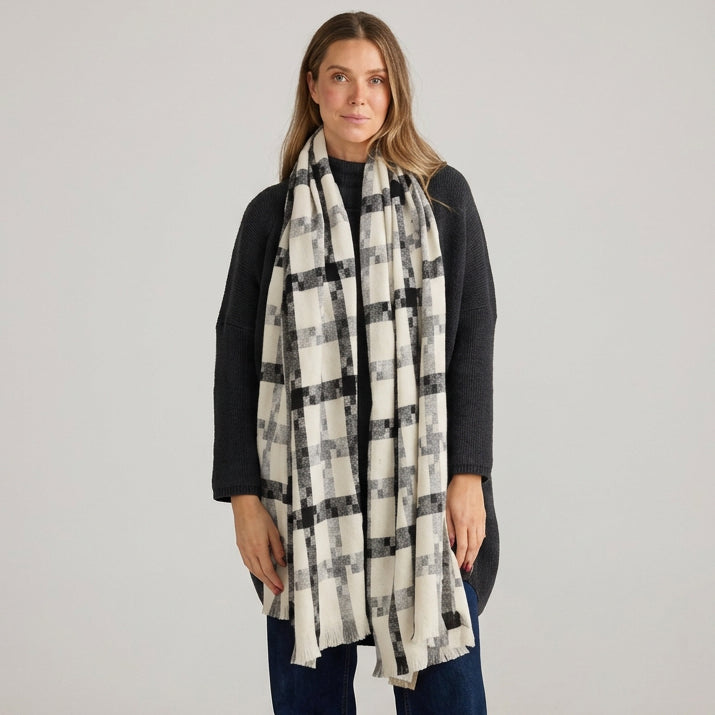 Holiday Fargo Scarf – White