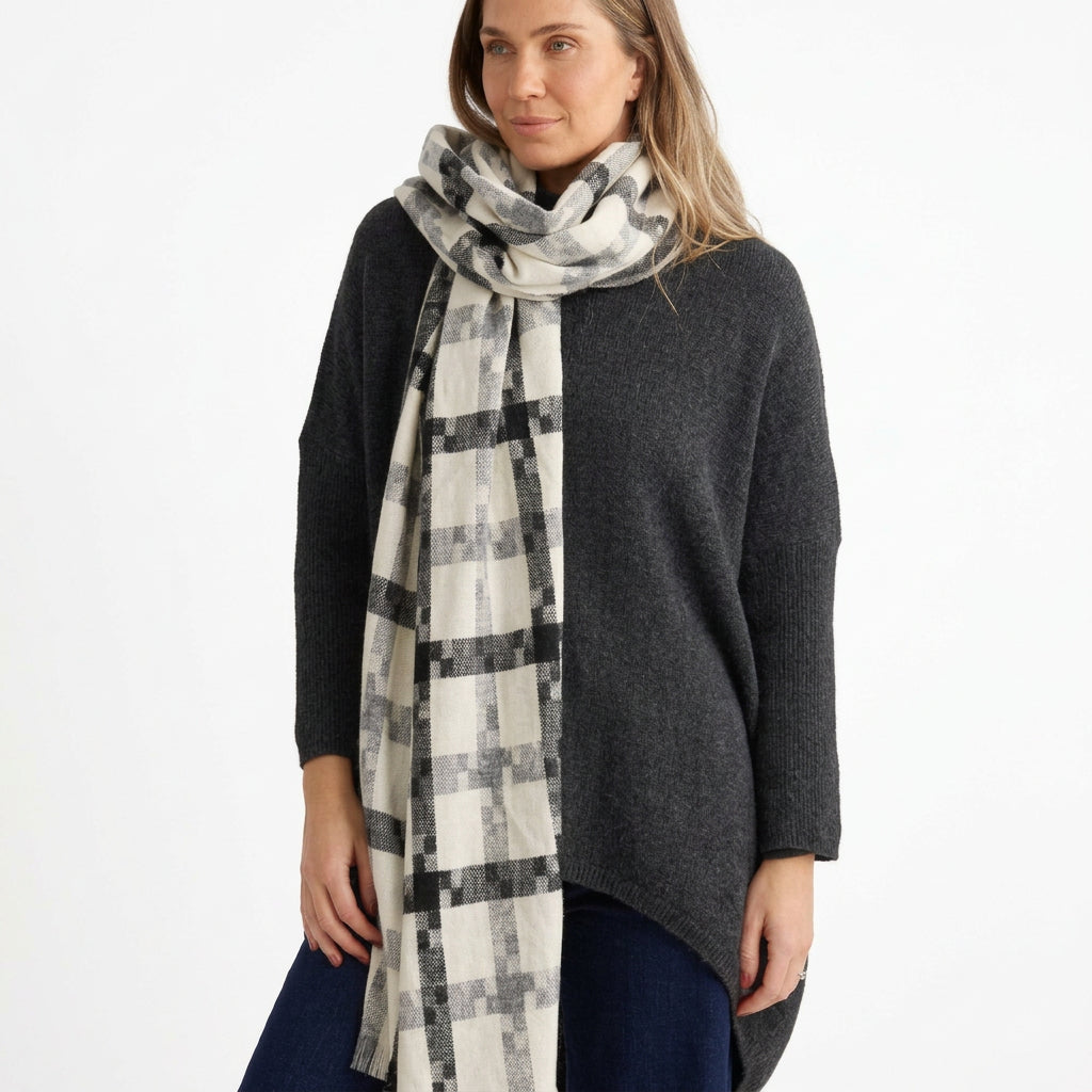 Holiday Fargo Scarf – White