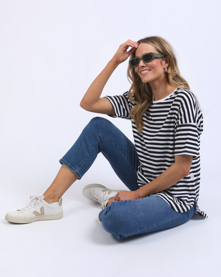 BLACK & WHITE STRIPE LAUREN TEE