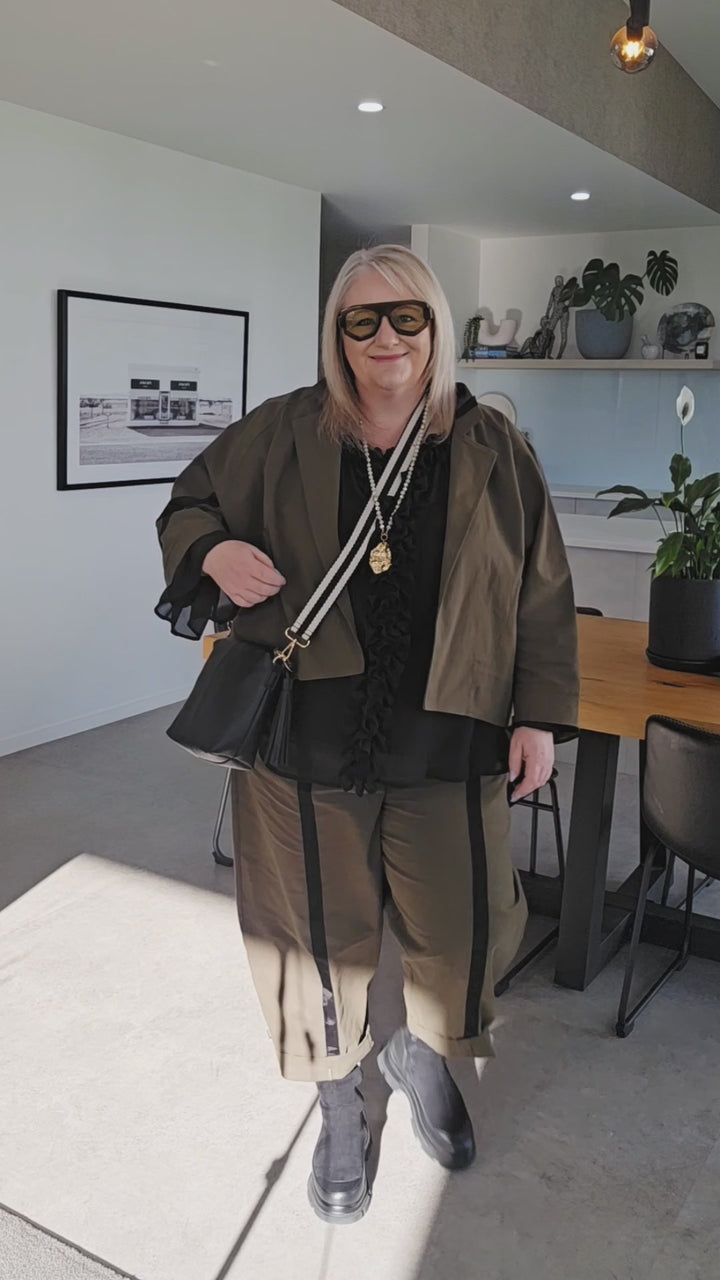 Deeanne Hobbs Bay Leaf Direction Pants
