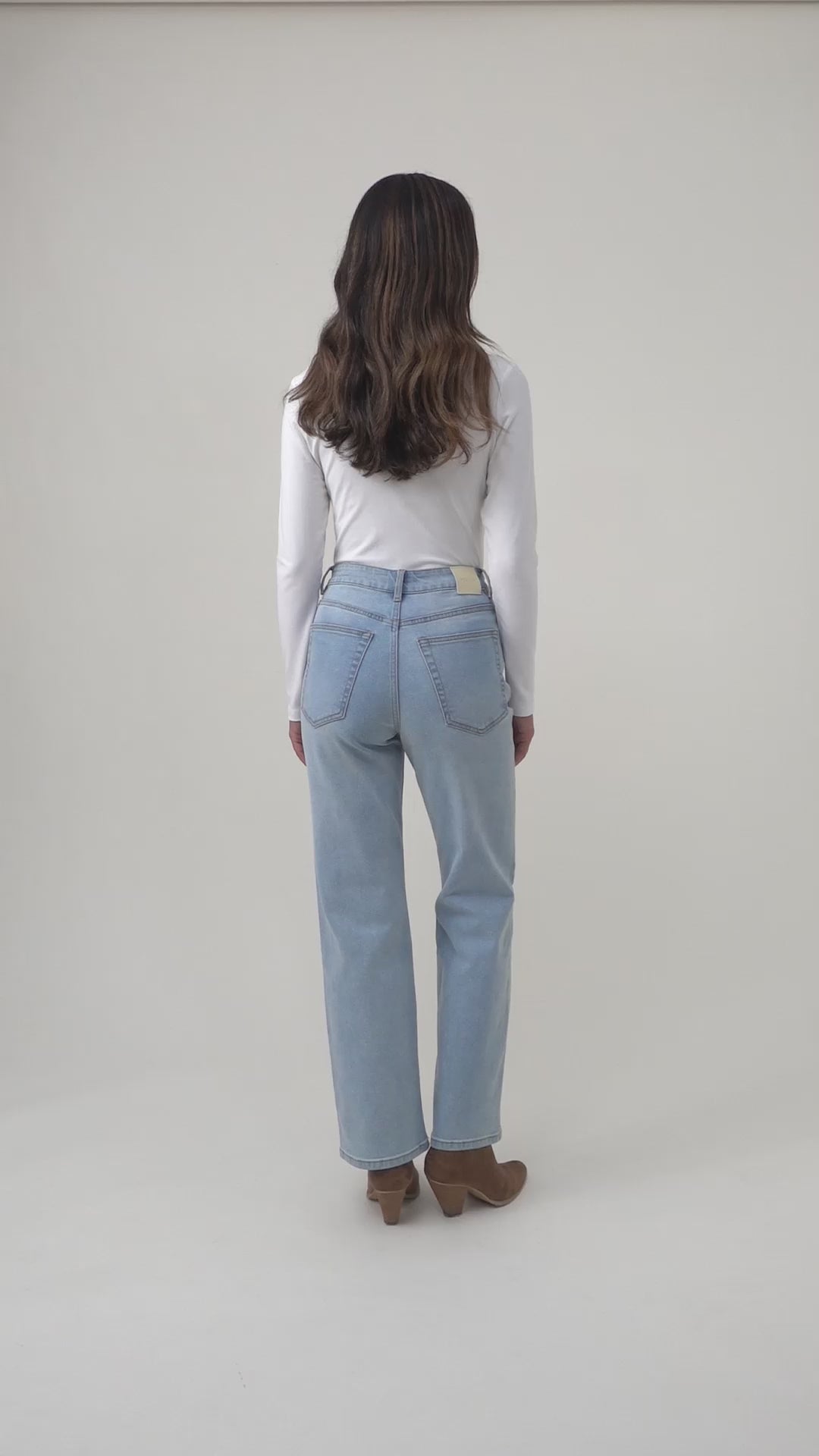 Isle of Mine Ice Blue Scarlett Jean