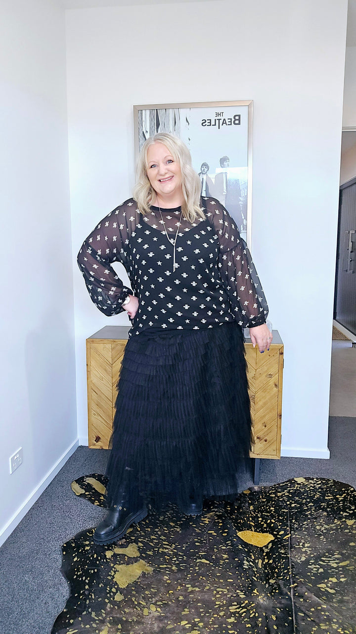 BEES TULLE TOP