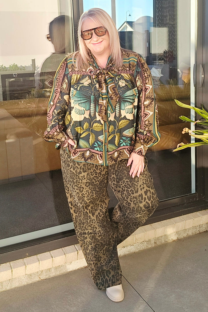 Curate Moth Duly Knotted Shirt