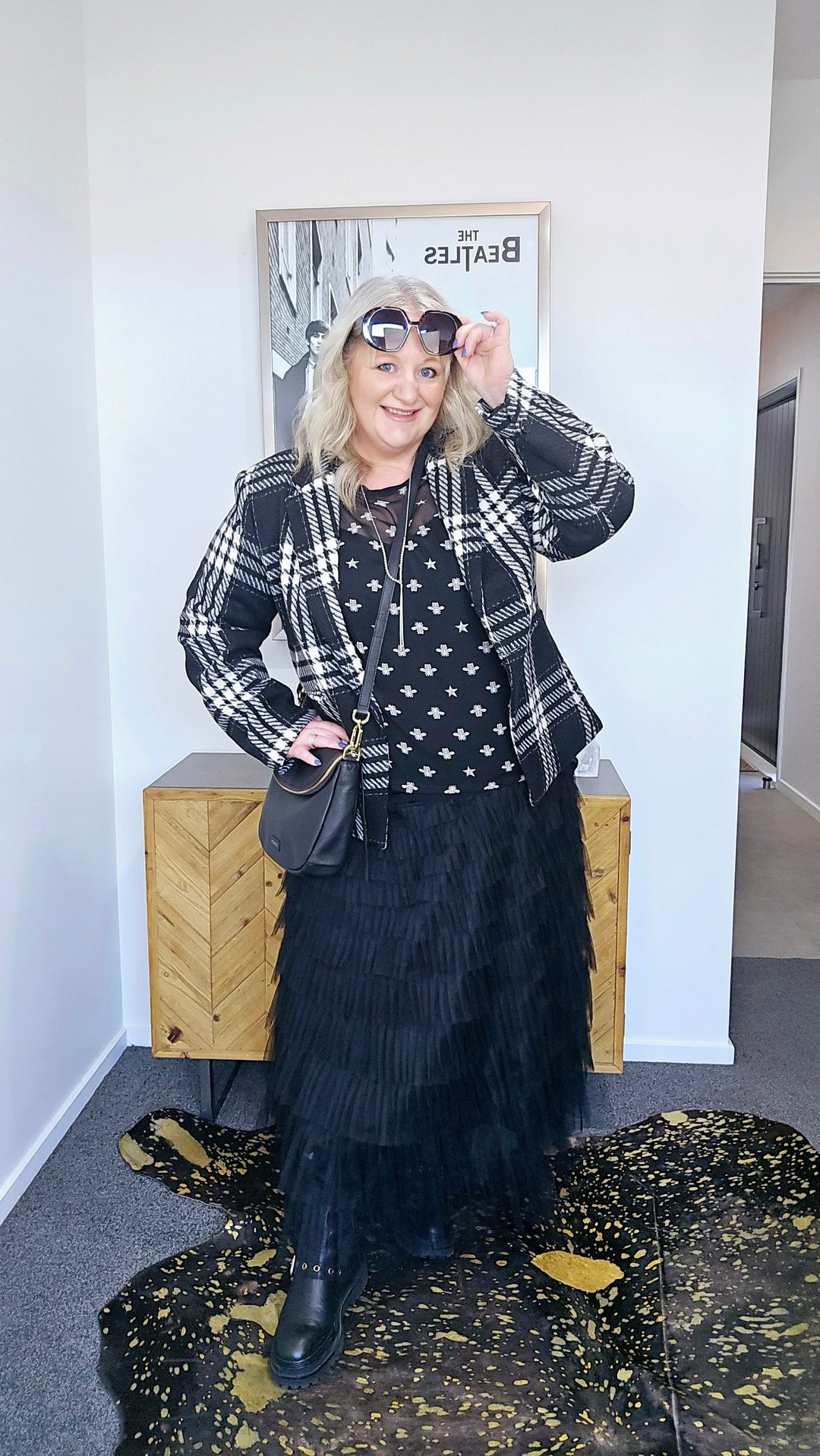 BEES TULLE TOP