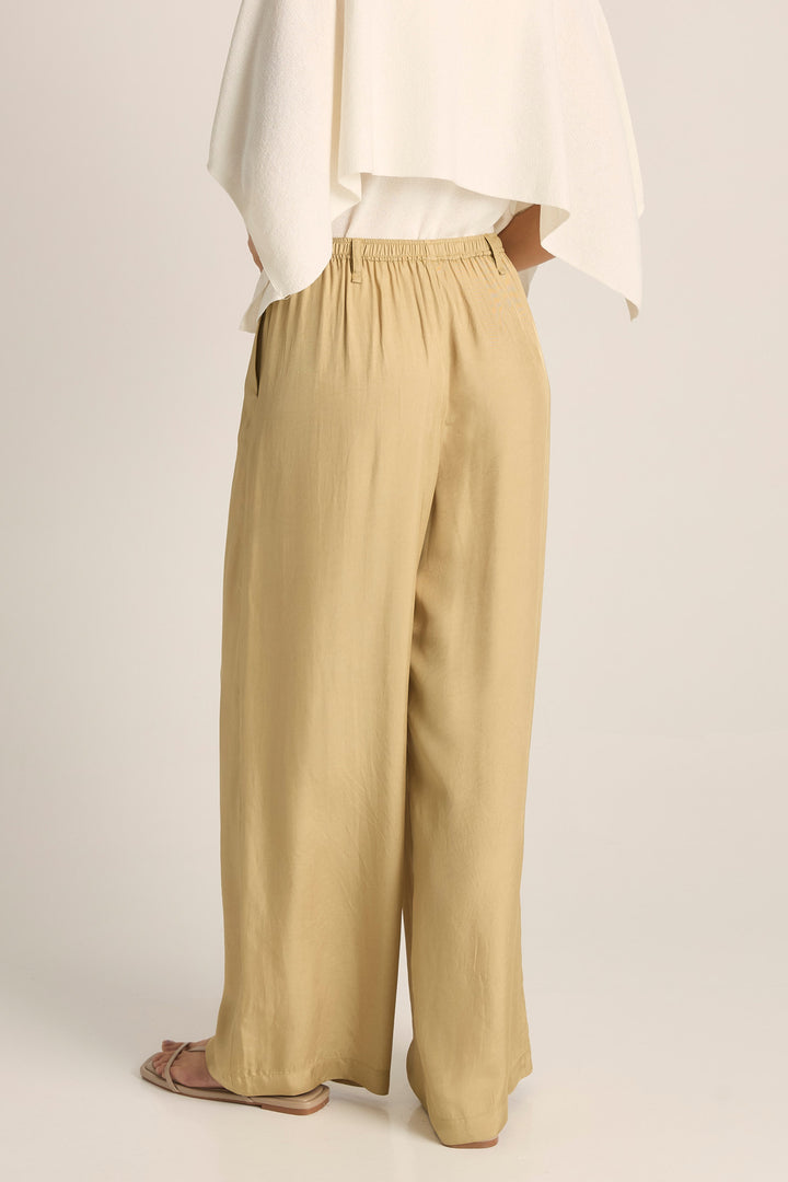 Fate & Becker Gold Gianna Pant