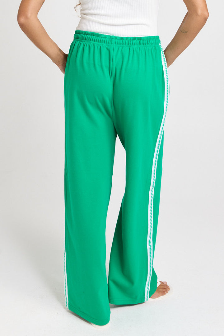 Betty Basics Green Nikki Relaxed Jogger