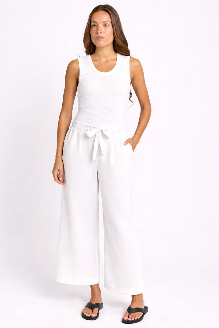 Betty Basics White Bella Crop Pants
