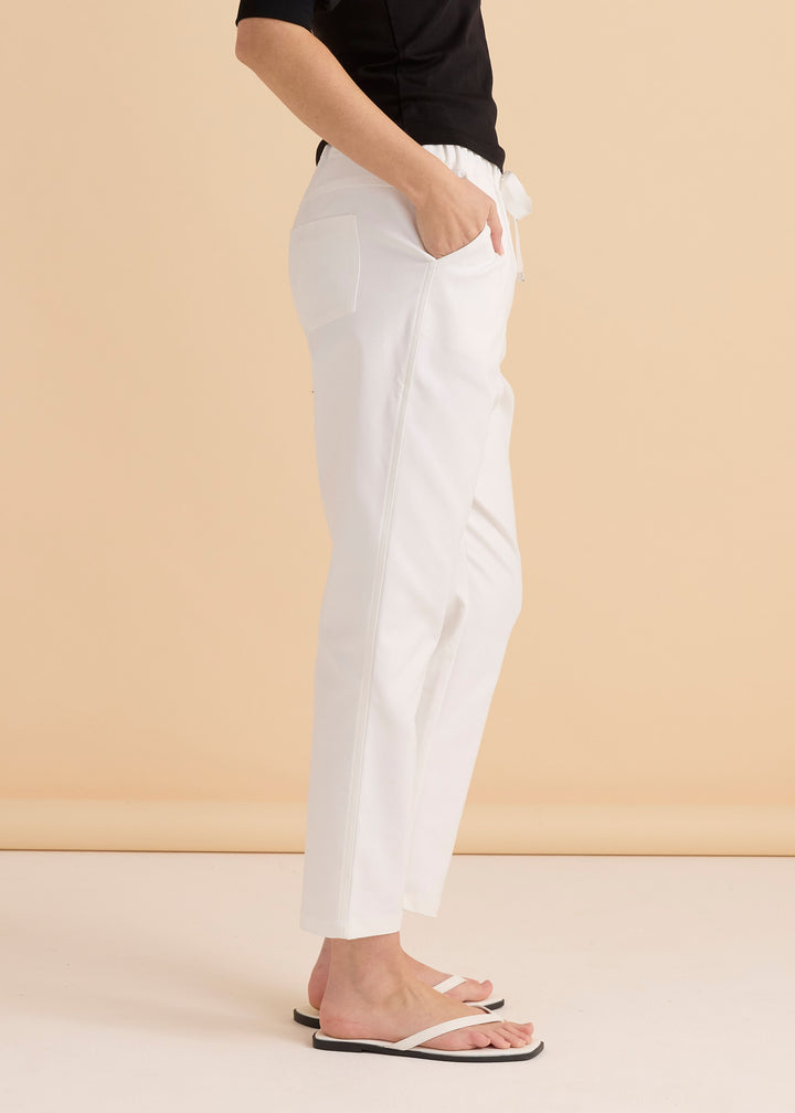 Betty Basics White Kenzie Jogger