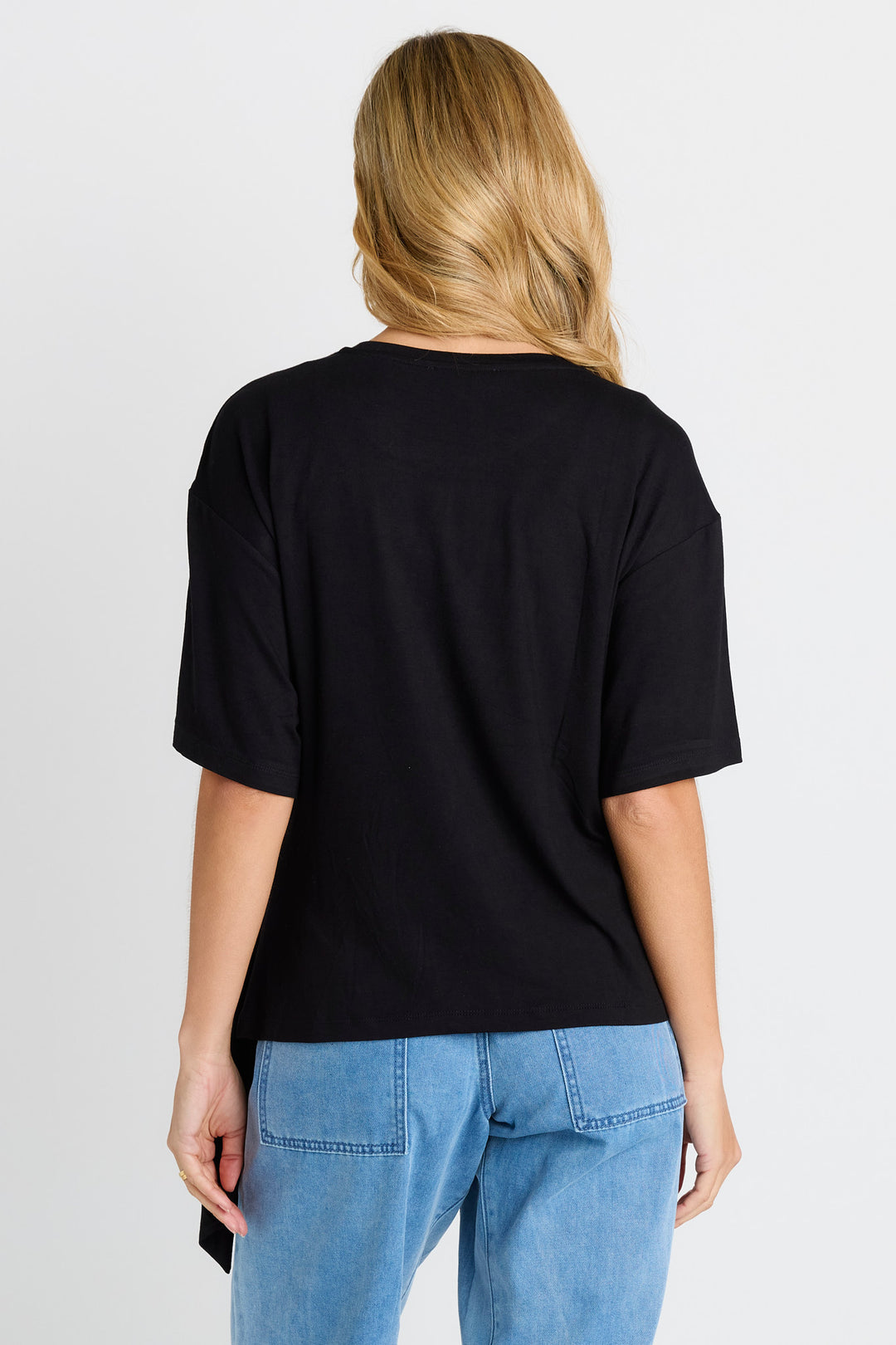 Betty Basics Black Knot Tee