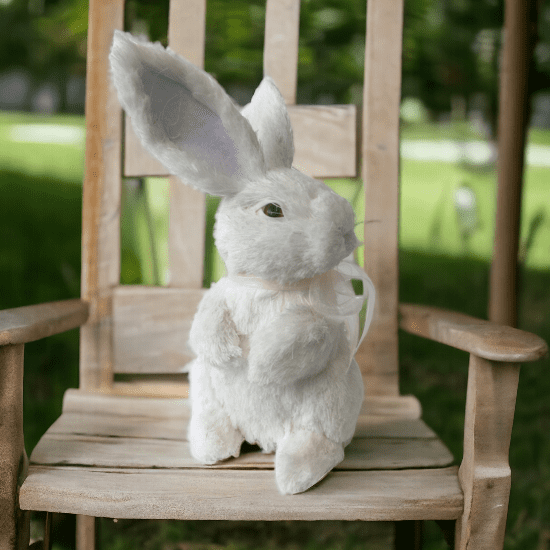 CROUCHING WHITE FUR BUNNY - RAPT ONLINE